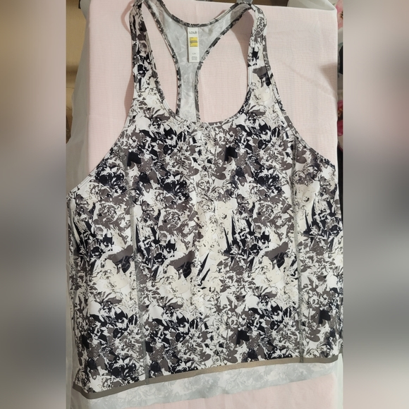 Lole Tank Top - Picture 1 of 3